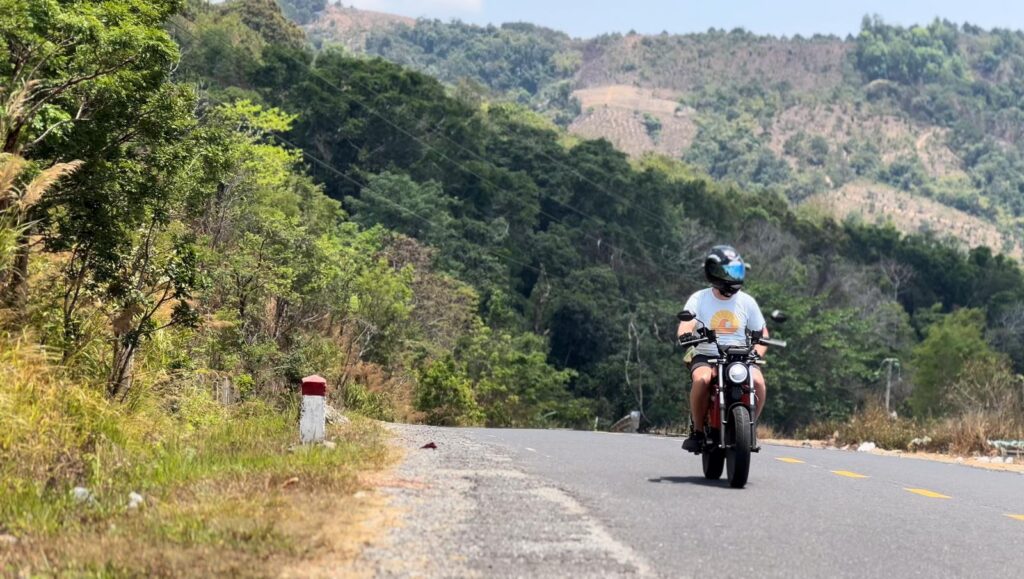 NERVA TRAVEL - Lost in Vietnam - THE PACK - Electric Moyorcycle News