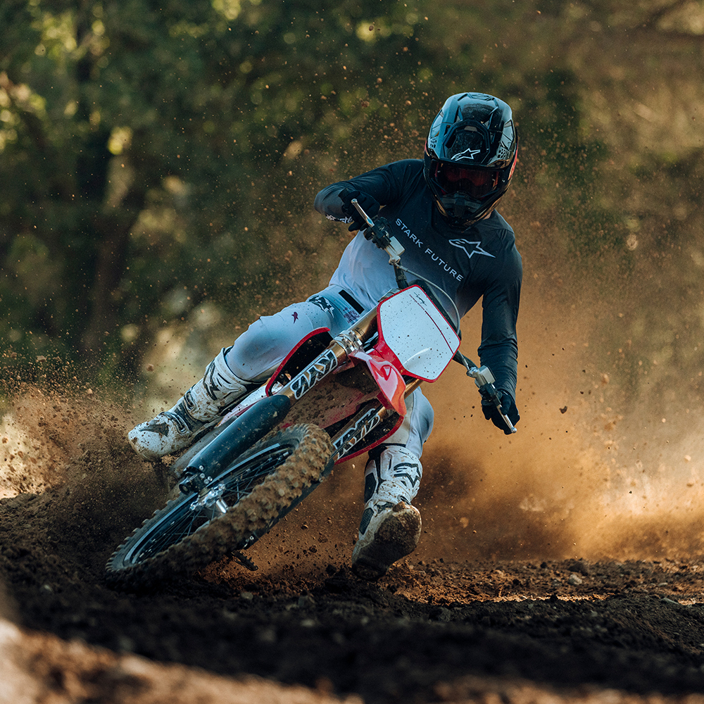 Stark Factory edition 2026 - THE PACK - Electric Motorcycle News