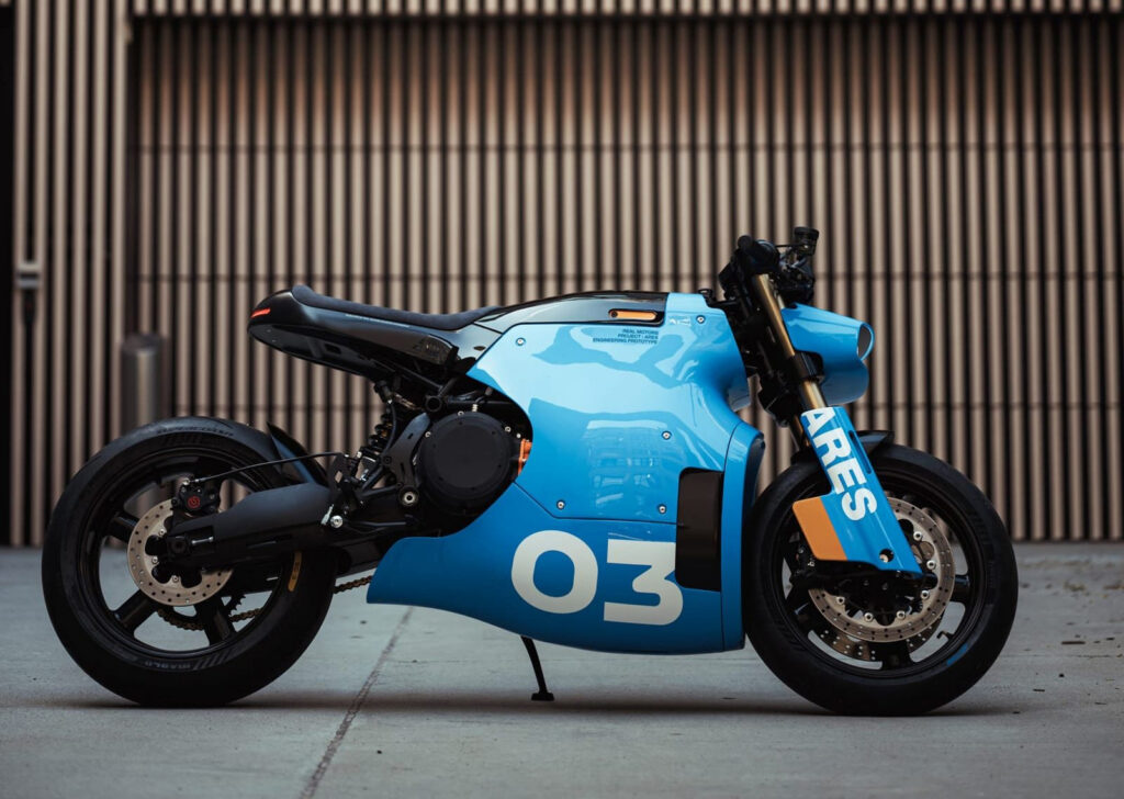 SteckerBiker articles - THE PACK - Electric Motorcycle News