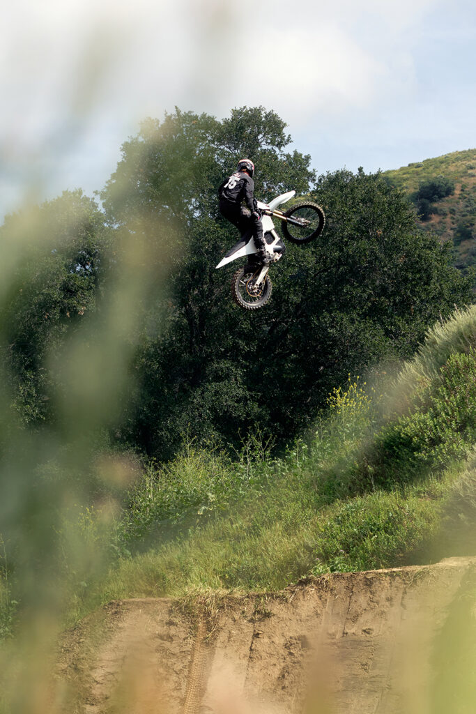 Bonnell launch 850 RX - THE PACK - Electric Motorcycle News