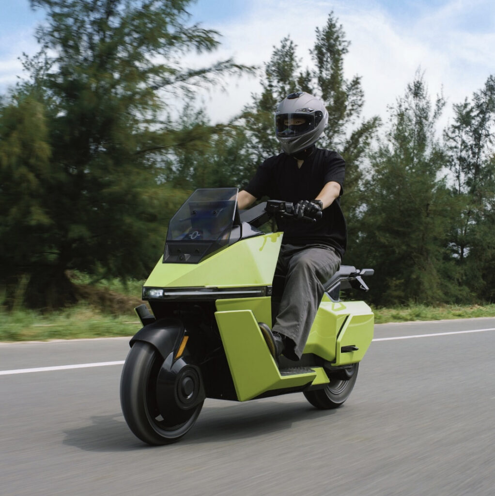 SteckerBiker articles - THE PACK - Electric Motorcycle News