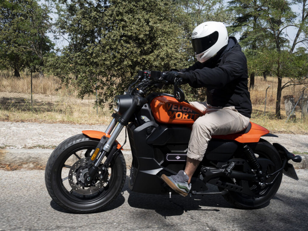 Velca Vortex Black Edition - THE PACK - Electric Motorcycle News