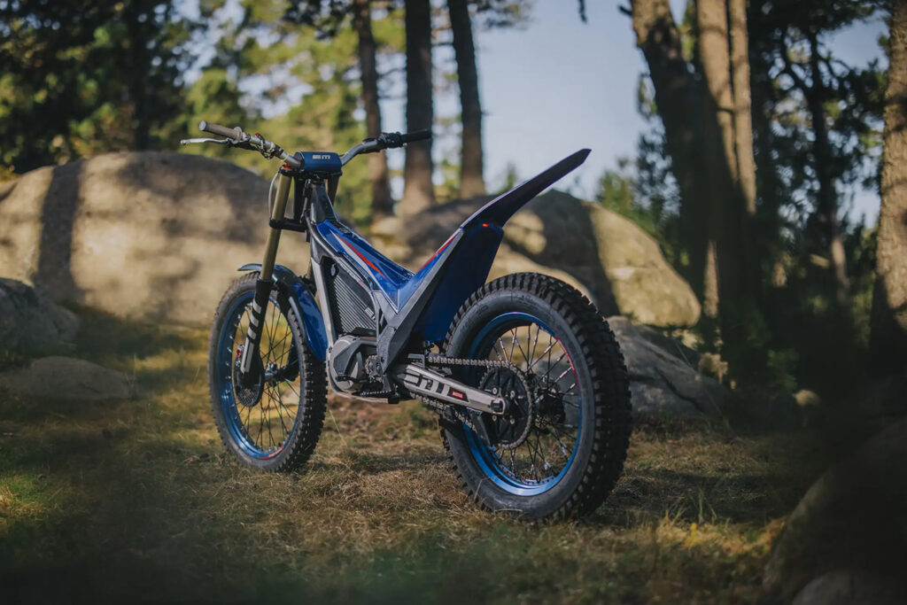 Electric Motion - Factor-e 2027 - THE PACK - Electric Motorcycle News
