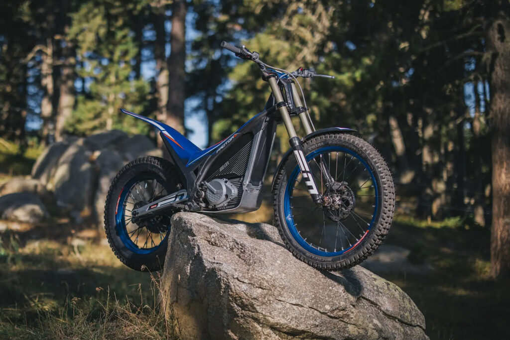 Electric Motion - Factor-e 2027 - THE PACK - Electric Motorcycle News
