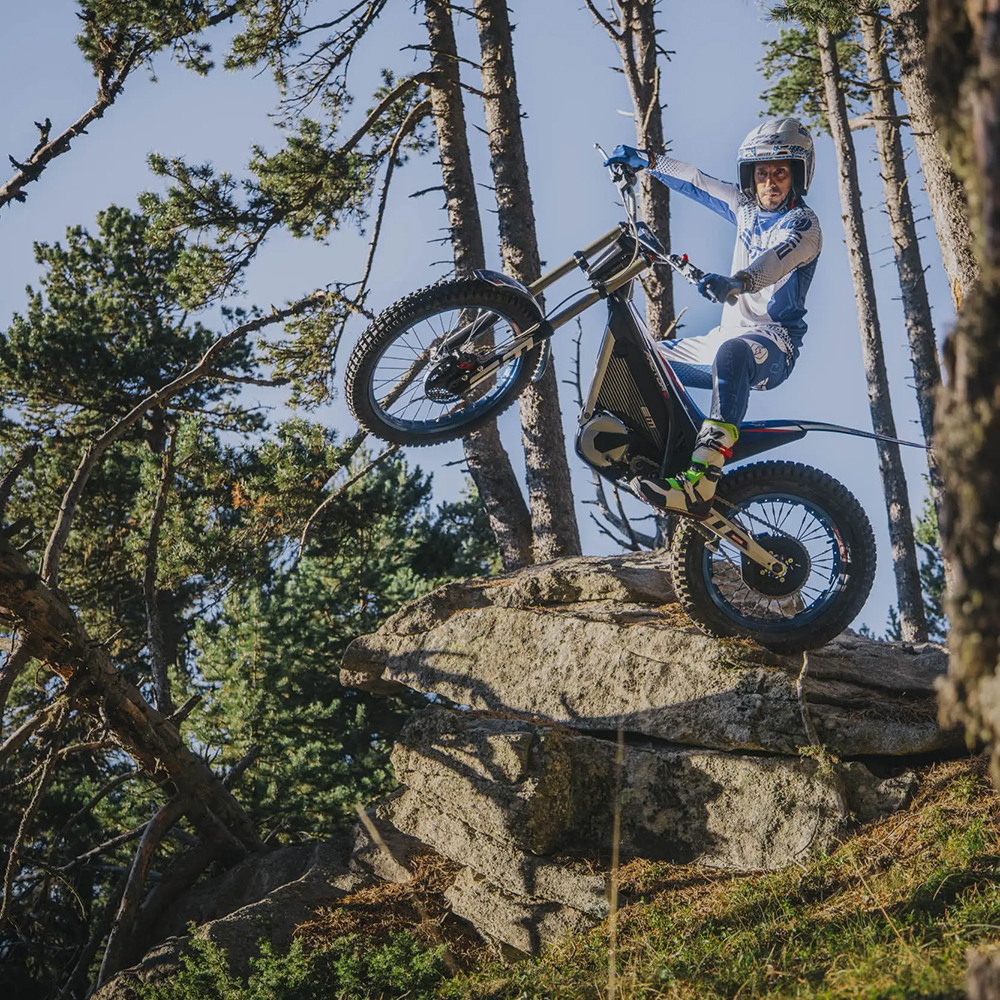Electric Motion - Factor-e 2027 - THE PACK - Electric Motorcycle News
