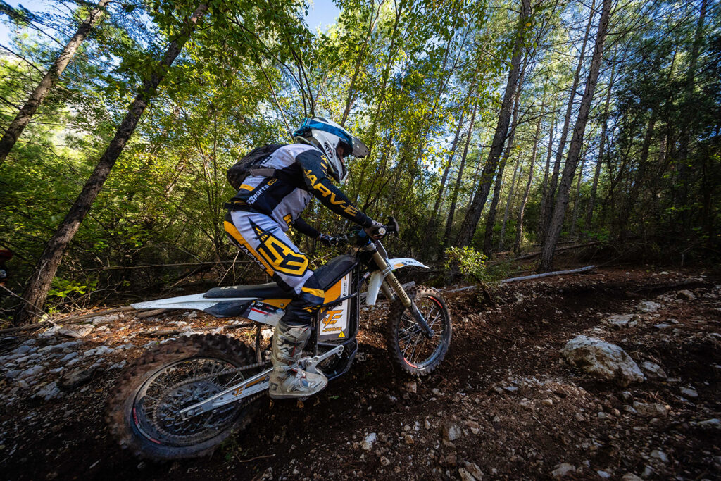 Sea to Sky Hard Enduro - THE PACK - Electric Motorcycle News
