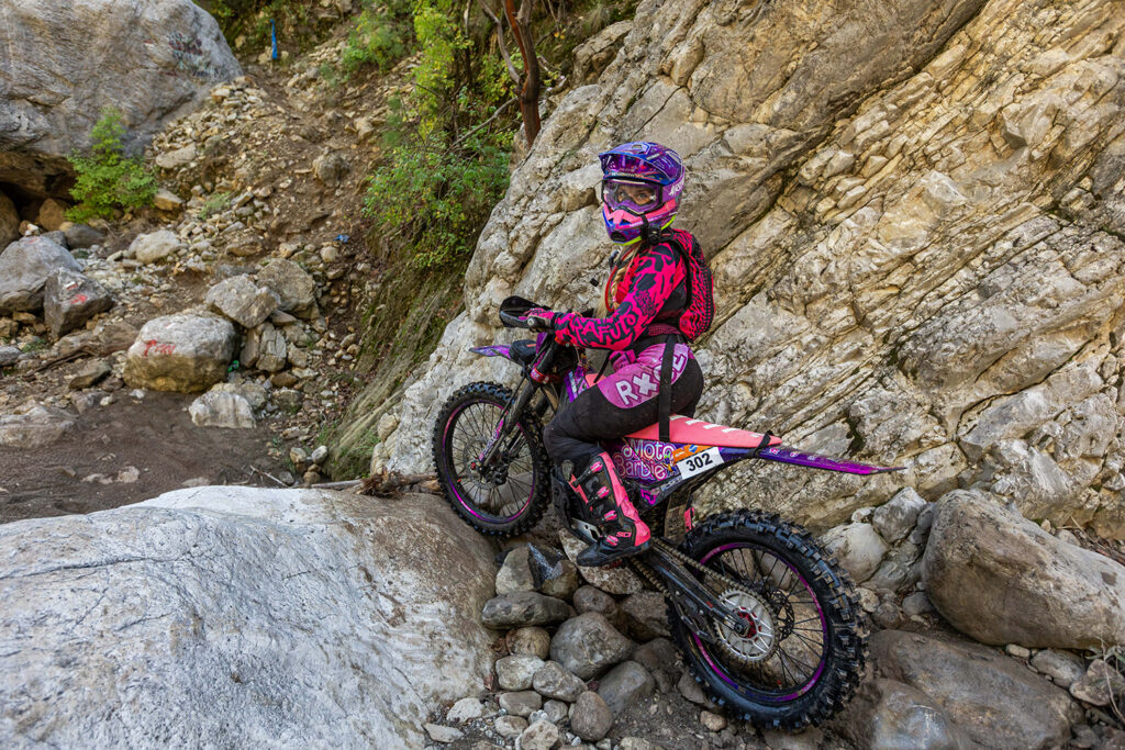 Sea to Sky Hard Enduro - THE PACK - Electric Motorcycle News