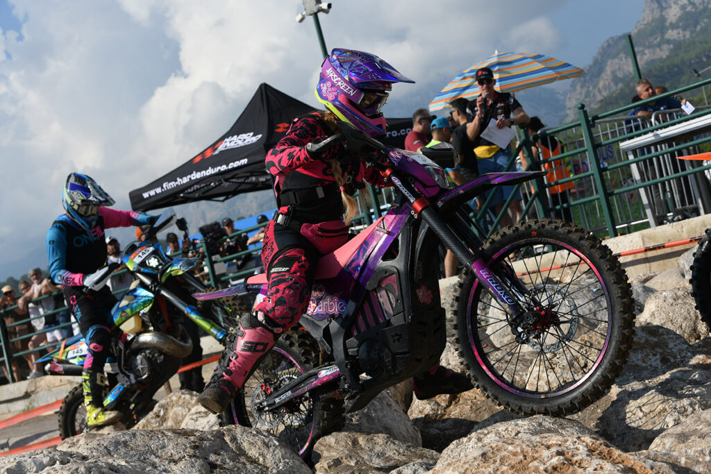 Sea to Sky Hard Enduro - THE PACK - Electric Motorcycle News