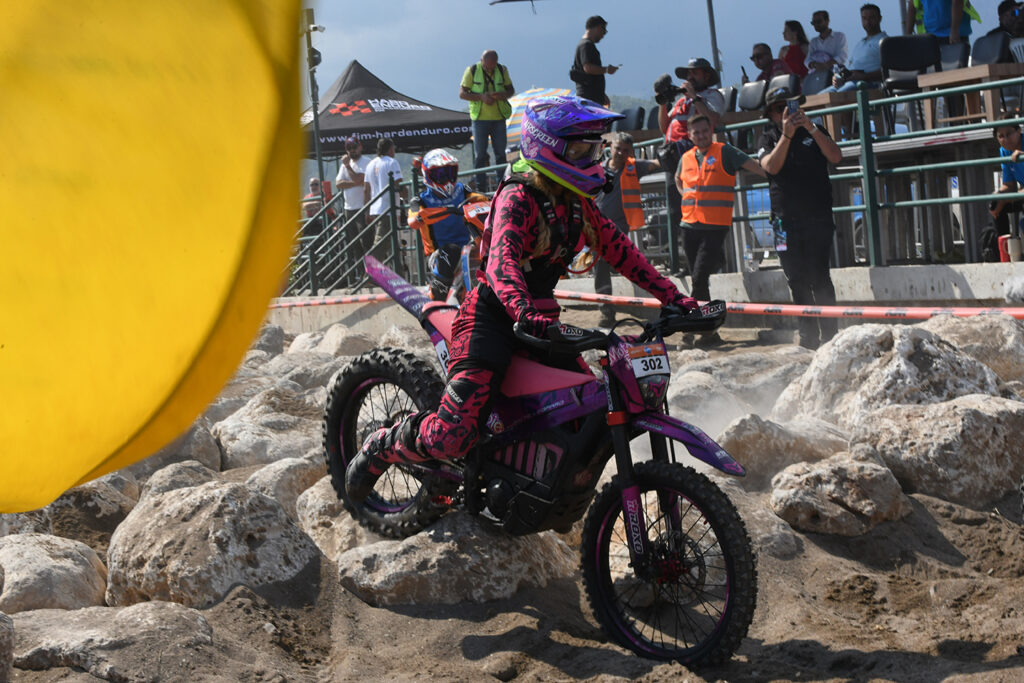 Sea to Sky Hard Enduro - THE PACK - Electric Motorcycle News